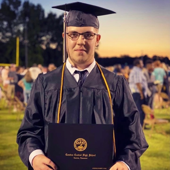 Meet your Posher, Andrew - Picture 1 of 1